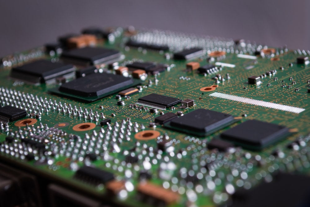 what is embedded technology